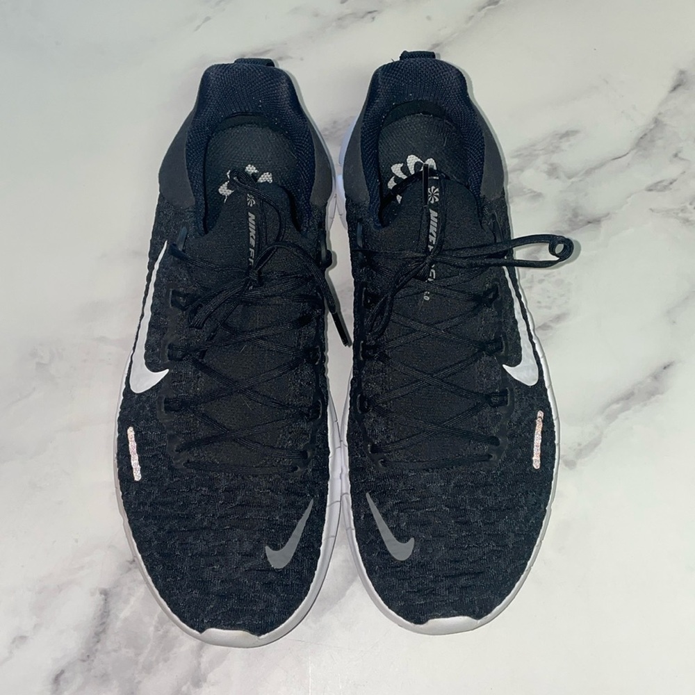 Women’s Nike Free Run 5.0 size 9.5